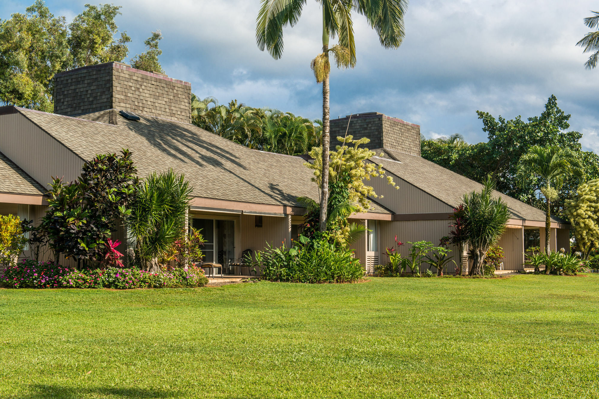 Princeville Oceanfront Villas Kauai Exterior photo